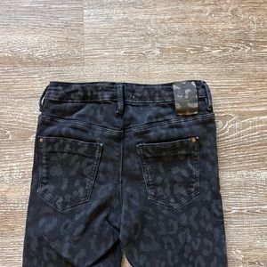 Zara Kids Leopard print Jeans